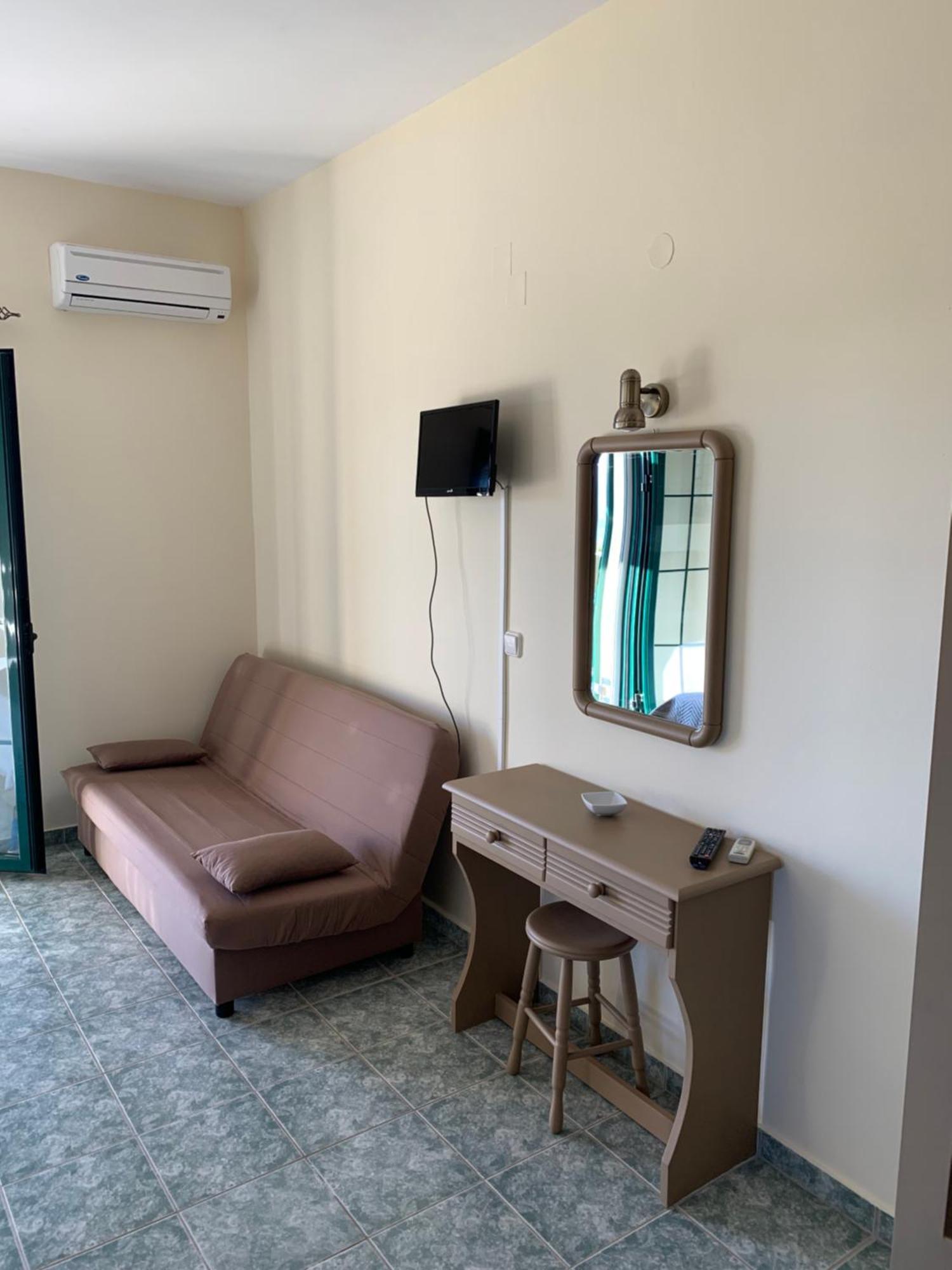 Galini Apartments Τραπεζάκι Εξωτερικό φωτογραφία