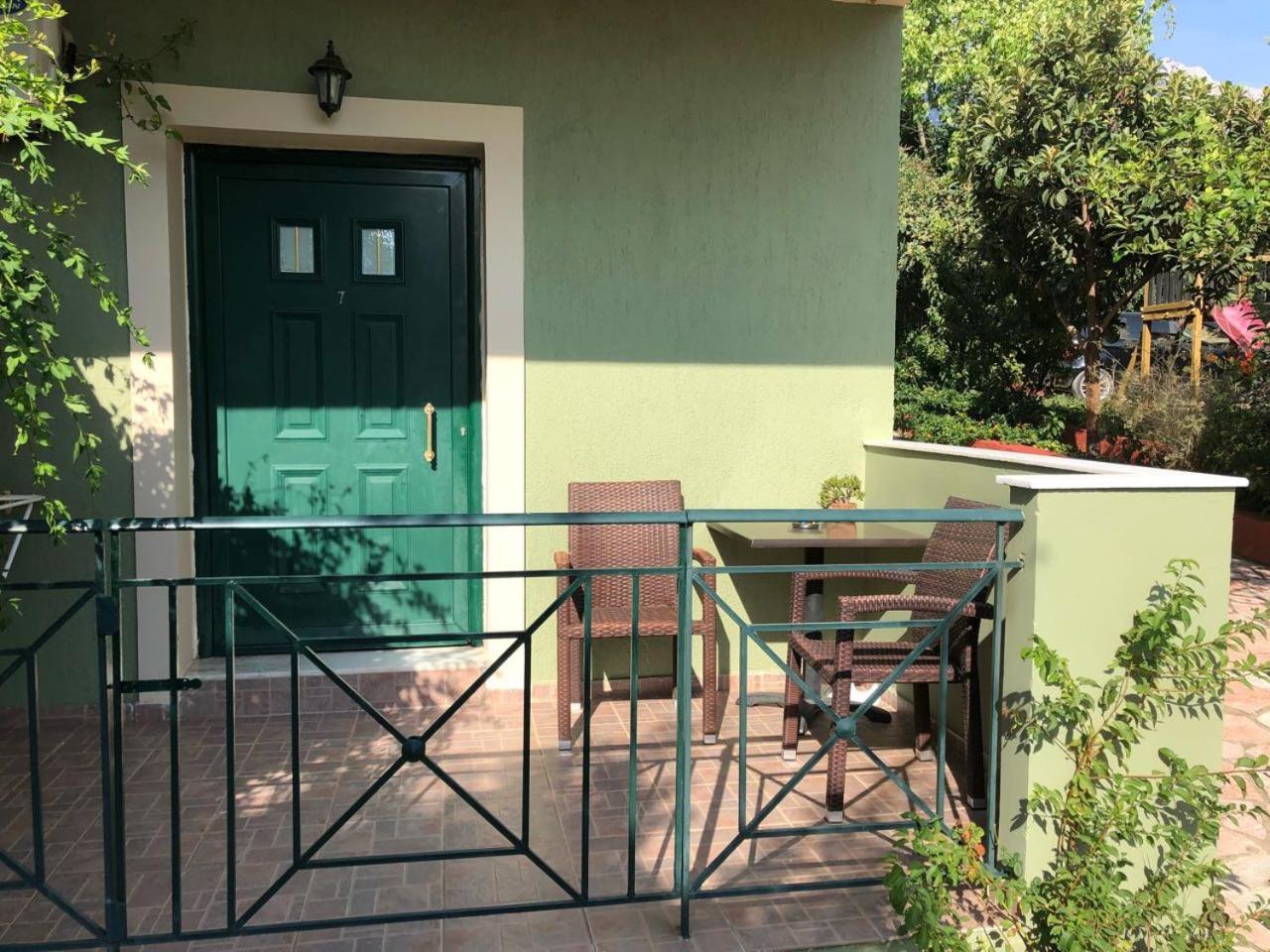 Galini Apartments Τραπεζάκι Εξωτερικό φωτογραφία